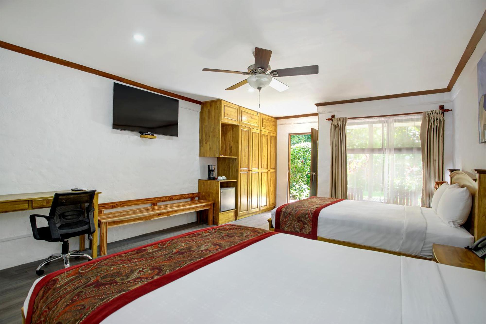 Hacienda Guachipelin Volcano Ranch Hotel & Hot Springs Liberia Eksteriør bilde